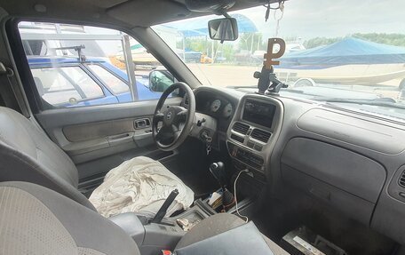 Nissan NP300, 2011 год, 350 000 рублей, 3 фотография