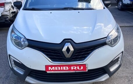 Renault Kaptur I рестайлинг, 2018 год, 805 000 рублей, 1 фотография