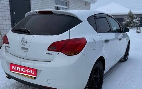 Opel Astra J, 2011 год, 750 000 рублей, 9 фотография
