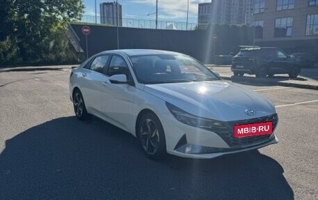 Hyundai Elantra, 2023 год, 1 720 000 рублей, 3 фотография