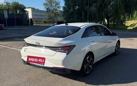 Hyundai Elantra, 2023 год, 1 720 000 рублей, 5 фотография