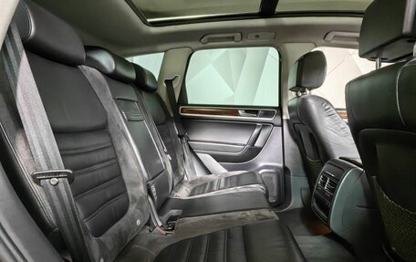 Volkswagen Touareg III, 2011 год, 1 329 000 рублей, 16 фотография