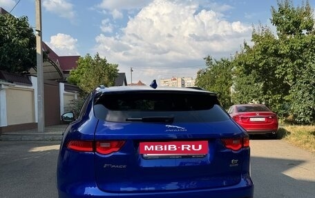 Jaguar F-Pace, 2017 год, 3 000 000 рублей, 4 фотография