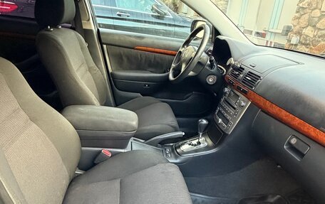 Toyota Avensis III рестайлинг, 2008 год, 670 000 рублей, 33 фотография