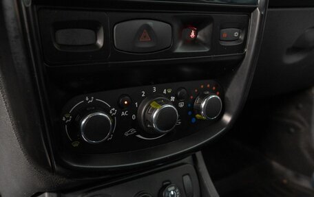 Renault Duster I рестайлинг, 2014 год, 960 000 рублей, 20 фотография