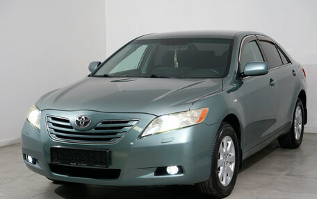 Toyota Camry, 2006 год, 1 285 000 рублей, 2 фотография
