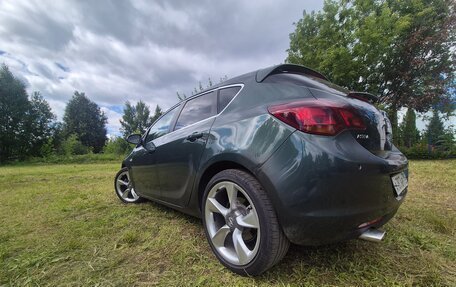 Opel Astra J, 2010 год, 680 000 рублей, 5 фотография