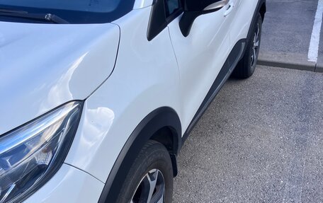 Renault Kaptur I рестайлинг, 2018 год, 805 000 рублей, 2 фотография