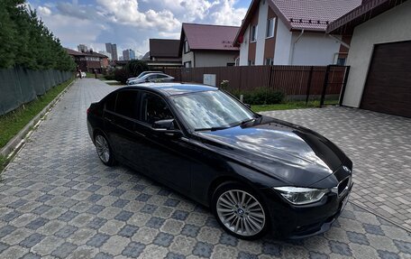 BMW 3 серия, 2018 год, 2 100 000 рублей, 3 фотография