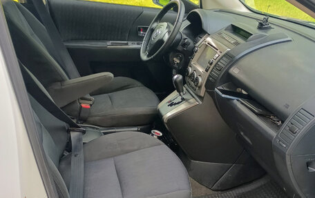 Mazda 5 I рестайлинг, 2010 год, 880 000 рублей, 8 фотография