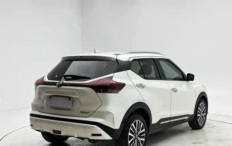 Nissan Kicks I, 2023 год, 1 700 000 рублей, 5 фотография