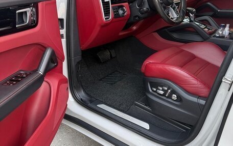 Porsche Cayenne III, 2020 год, 8 800 000 рублей, 14 фотография