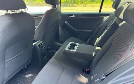 Volkswagen Jetta VI, 2017 год, 1 725 000 рублей, 15 фотография