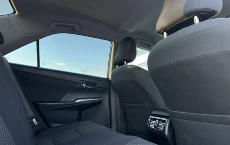 Toyota Camry, 2016 год, 1 980 000 рублей, 4 фотография