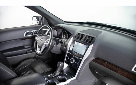 Ford Explorer VI, 2011 год, 1 799 000 рублей, 11 фотография