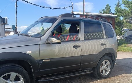 Chevrolet Niva I рестайлинг, 2015 год, 420 000 рублей, 6 фотография