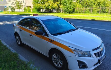 Chevrolet Cruze II, 2013 год, 630 000 рублей, 4 фотография