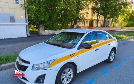 Chevrolet Cruze II, 2013 год, 630 000 рублей, 3 фотография