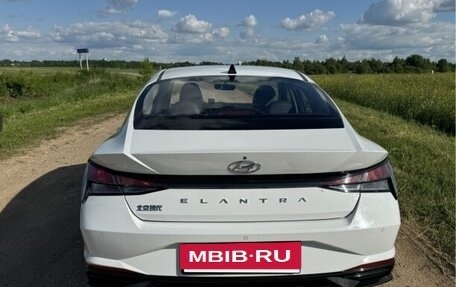 Hyundai Elantra, 2023 год, 1 700 000 рублей, 6 фотография