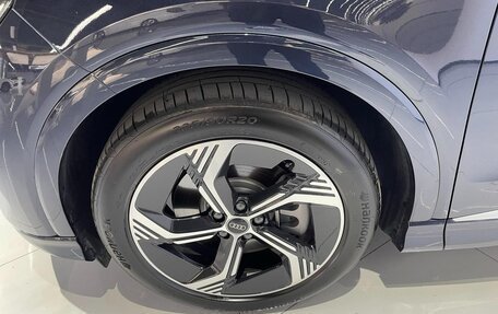 Audi Q4 e-tron, 2024 год, 4 400 000 рублей, 9 фотография