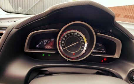Mazda 3, 2015 год, 1 450 000 рублей, 9 фотография