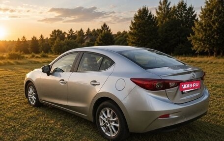 Mazda 3, 2015 год, 1 450 000 рублей, 2 фотография