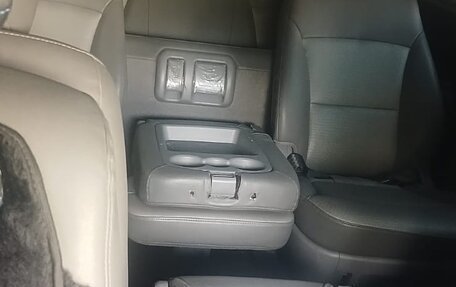 Hyundai Grand Starex Grand Starex I рестайлинг 2, 2008 год, 1 500 000 рублей, 3 фотография