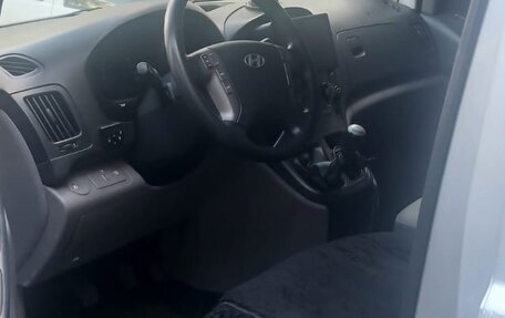 Hyundai Grand Starex Grand Starex I рестайлинг 2, 2008 год, 1 500 000 рублей, 6 фотография