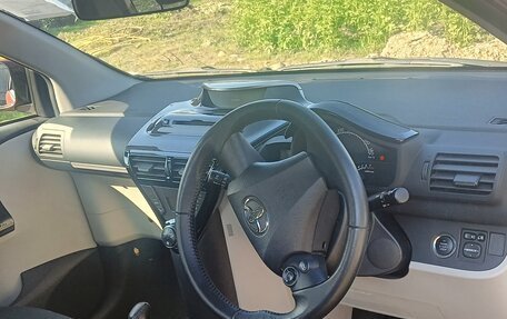 Toyota iQ, 2013 год, 780 000 рублей, 7 фотография