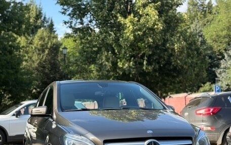 Mercedes-Benz B-Класс, 2012 год, 1 250 000 рублей, 3 фотография