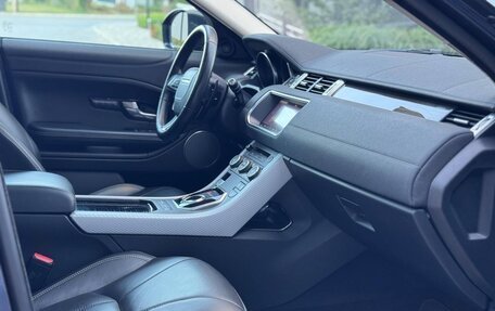 Land Rover Range Rover Evoque I, 2016 год, 2 350 000 рублей, 13 фотография
