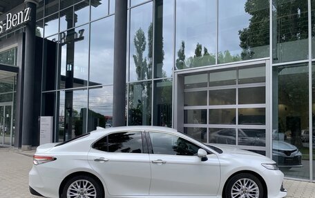 Toyota Camry, 2019 год, 2 890 000 рублей, 3 фотография