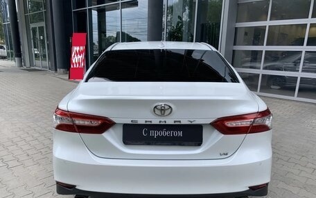Toyota Camry, 2019 год, 2 890 000 рублей, 4 фотография