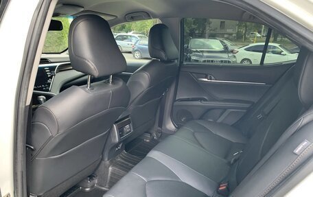 Toyota Camry, 2019 год, 2 890 000 рублей, 18 фотография