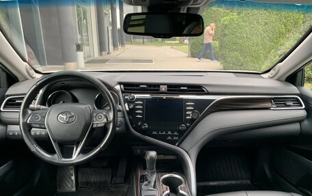 Toyota Camry, 2019 год, 2 890 000 рублей, 22 фотография