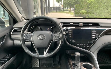 Toyota Camry, 2019 год, 2 890 000 рублей, 23 фотография