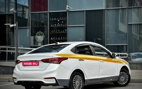 Hyundai Solaris II рестайлинг, 2018 год, 575 000 рублей, 6 фотография