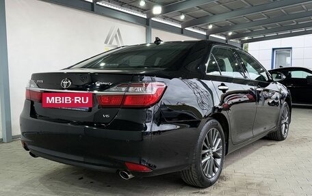 Toyota Camry, 2017 год, 2 299 000 рублей, 5 фотография