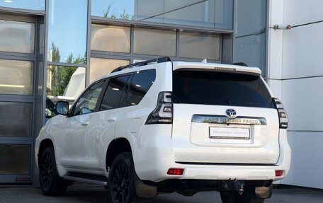 Toyota Land Cruiser Prado 150 рестайлинг 2, 2021 год, 5 850 000 рублей, 6 фотография