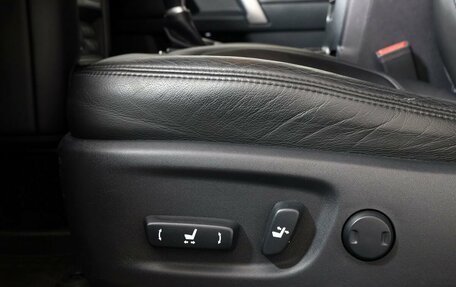 Toyota Land Cruiser Prado 150 рестайлинг 2, 2021 год, 5 850 000 рублей, 19 фотография