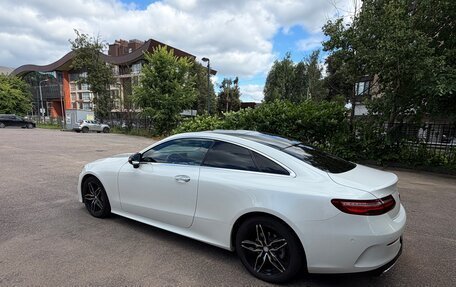 Mercedes-Benz E-Класс, 2019 год, 4 000 000 рублей, 5 фотография