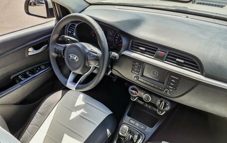 KIA Rio IV, 2017 год, 999 000 рублей, 9 фотография