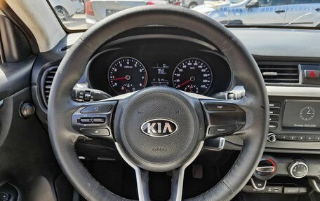 KIA Rio IV, 2017 год, 999 000 рублей, 12 фотография