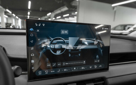 Toyota RAV4, 2025 год, 4 050 000 рублей, 8 фотография