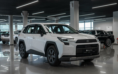 Toyota RAV4, 2025 год, 4 050 000 рублей, 11 фотография