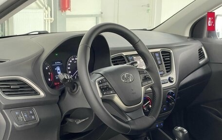 Hyundai Solaris II рестайлинг, 2017 год, 1 199 000 рублей, 8 фотография
