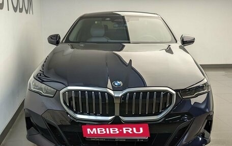 BMW 5 серия, 2026 год, 10 300 000 рублей, 15 фотография