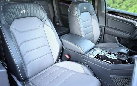 Volkswagen Touareg III, 2021 год, 5 850 000 рублей, 6 фотография