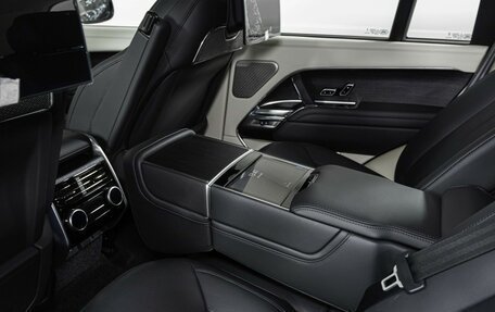 Land Rover Range Rover IV рестайлинг, 2024 год, 29 800 000 рублей, 16 фотография