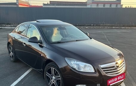 Opel Insignia II рестайлинг, 2011 год, 700 000 рублей, 2 фотография